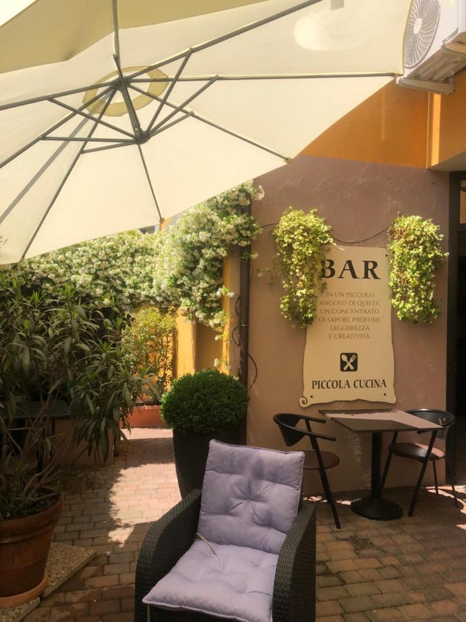 Hotel Del Corso Borgomanero Exterior photo