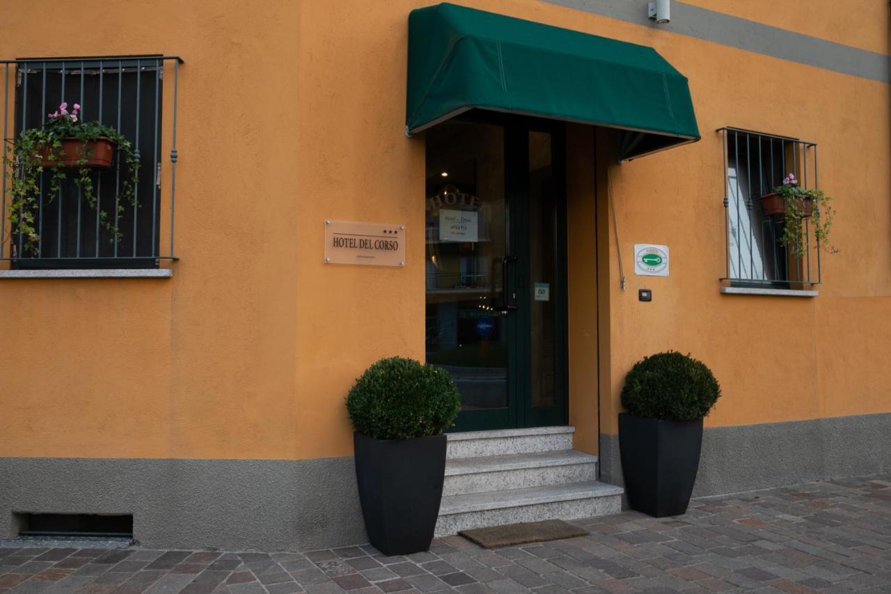 Hotel Del Corso Borgomanero Exterior photo